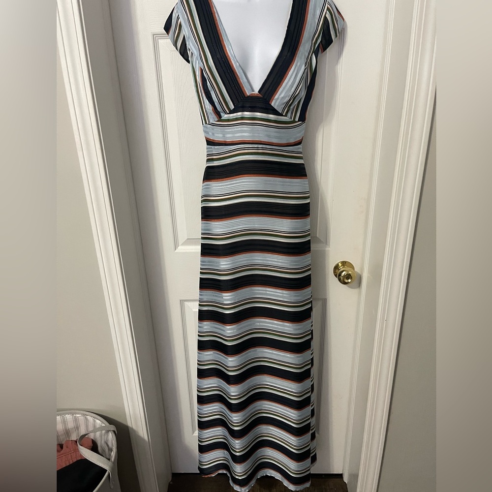 Chic Striped formal gown